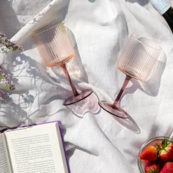 Gläser & Karaffen><noscript><img width=